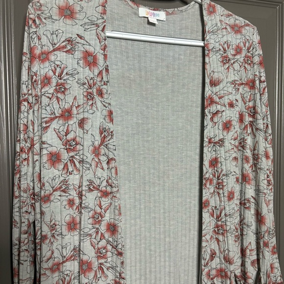 LuLaRoe S (6-8) Duster Cardigan Sarah Floral Gray Salmon Ribbed - Picture 2 of 12